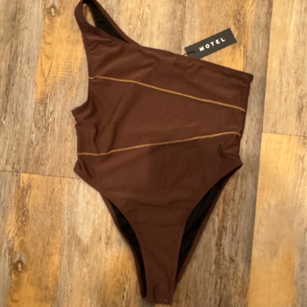 Motel Rocks Women's Brown One-Shoulder Swimsuit - Picture 2 of 4